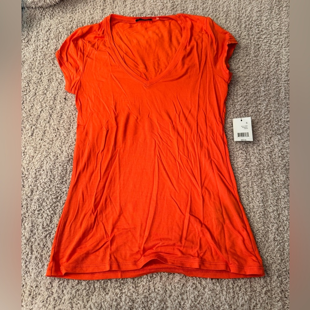 Tahari Bright Orange Short Sleeve V-Neck Tee